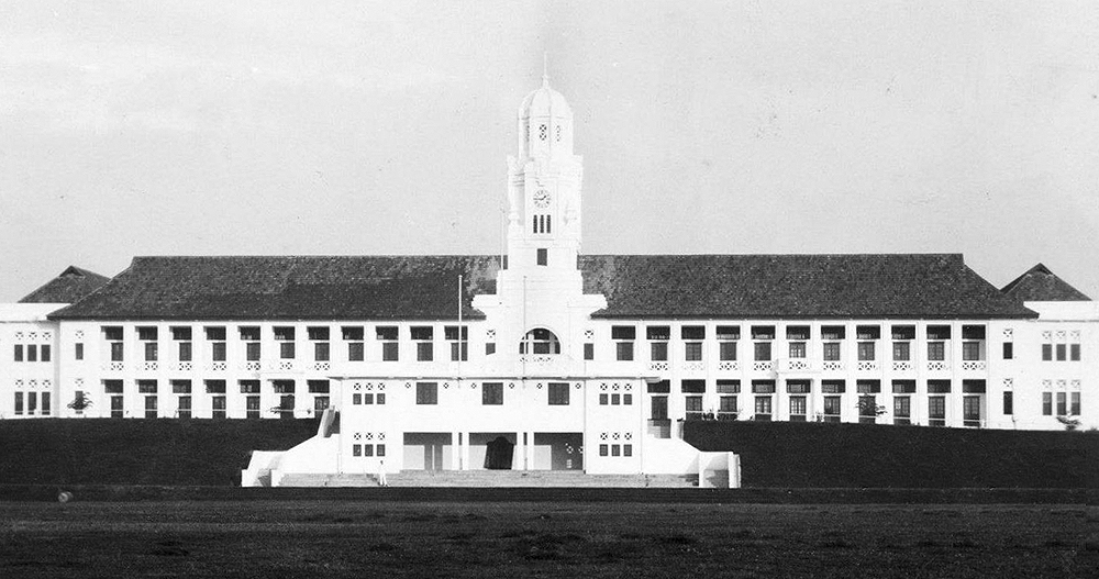School Frontage 1929